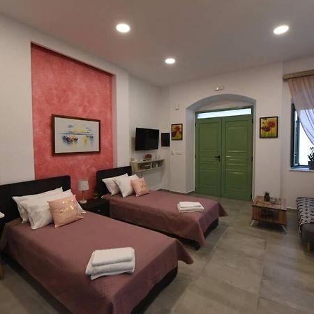 Lolos' House Rhodes City 外观 照片